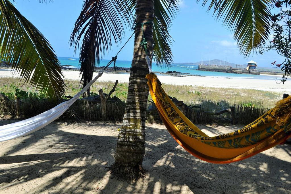 The Isabela Beach House Puerto Villamil Exterior foto